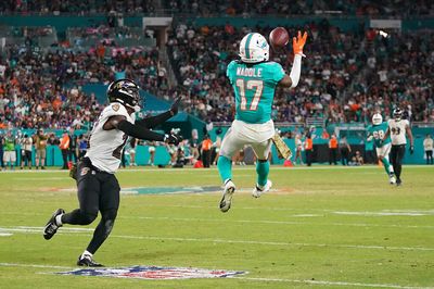 Who the experts are taking in Dolphins vs. Ravens