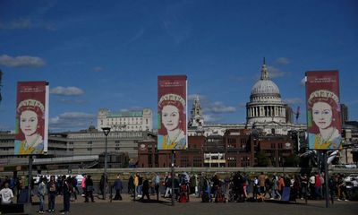 Accessible queue for Queen’s coffin permanently closes after reaching ‘full capacity’