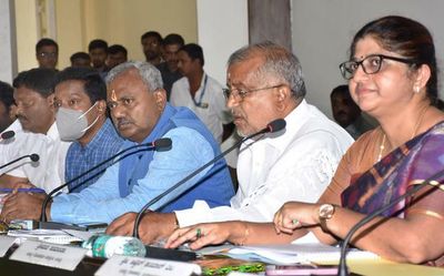 Lake conservation, Poornaiah canal encroachment figure in KDP meeting