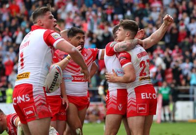 St Helens set up Grand Final date with Leeds after battling win over Salford