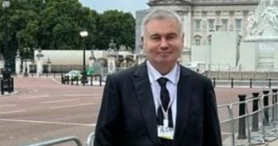 Eamonn Holmes fans show their love as he shares 'lost' message with poignant image