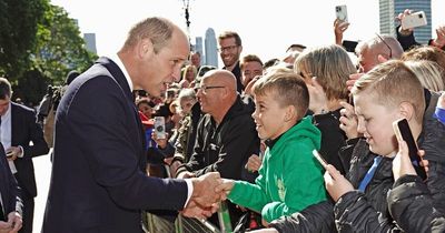 Aston Villa fan Prince William has cheeky response to young Manchester United fans in queue for Queen lying in state