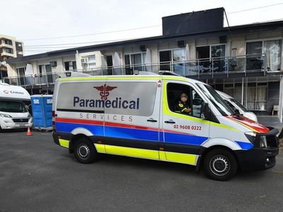 More paramedics part of NSW election pitch