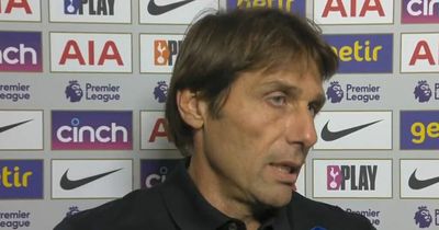 Antonio Conte explains Son Heung-min instructions before Tottenham hat-trick heroics