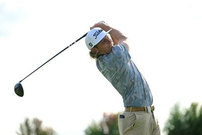Smith outshoots Johnson to seize LIV Golf Chicago lead