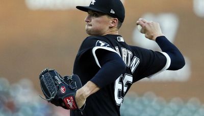 White Sox top Tigers in 11 innings