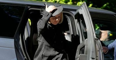 Liz Truss could slash personal taxes in 'investment zones'