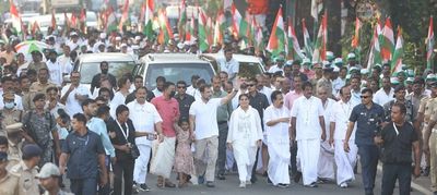 Congress Bharat Jodo Yatra Day 11: Rahul Gandhi's led padyatra resumes from Alappuzha