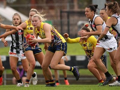 Crows hand Pies first loss of AFLW season