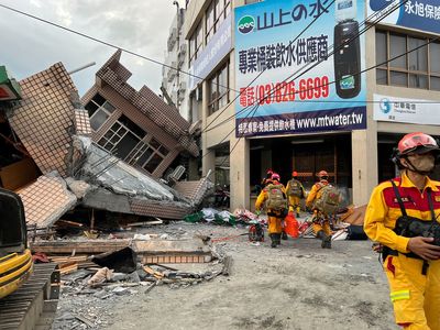 Strong earthquake hits southeastern Taiwan, 146 injured