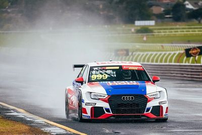 Sandown TCR: Bargwanna, Brown share Sunday wins