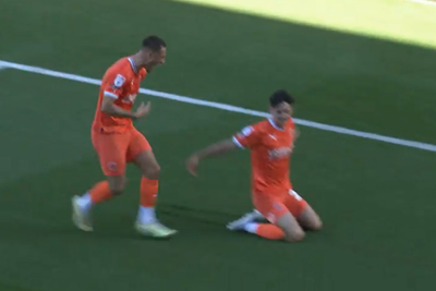Charlie Patino praised by Blackpool boss after Arsenal loanee scores first Championship goal