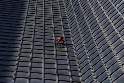 French ‘Spiderman’ scales Paris skyscraper to celebrate turning 60