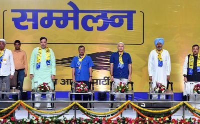 Fearing defeat in Gujarat, BJP trying to 'crush' AAP in name of fighting corruption, alleges Kejriwal