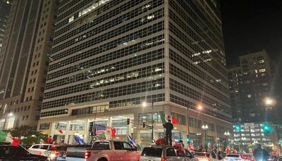 City blocks car caravans from Loop on third night of Mexican Independence Day celebrations