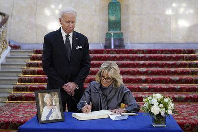 Bidens among many paying respects to Queen Elizabeth II