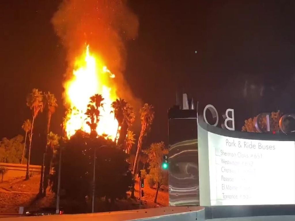Fire breaks out at Hollywood Bowl following ‘Sound of…