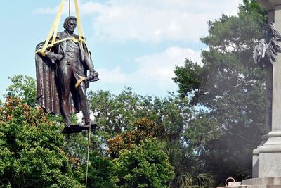 Suits to save Confederate icons dropped in South Carolina