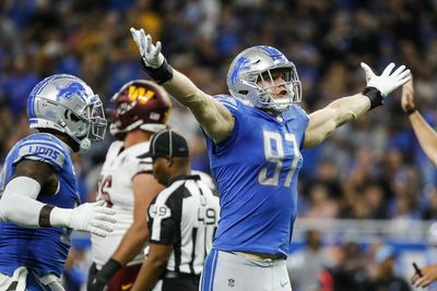 Lions rookie Aidan Hutchinson with three first-half sacks vs. Commanders