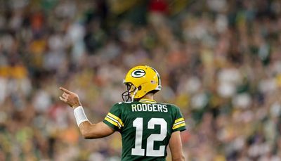 Same old story for new-look Bears as Aaron Rodgers leads Packers to 27-10 win