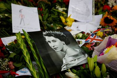 Factbox-Queen Elizabeth's reign in numbers