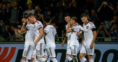 Manchester United dodge bullet after food poisoning claim follows Leeds United postponement