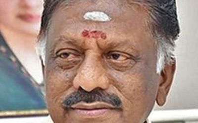 Panneerselvam finds fault with DMK government over Panjankulam incident of untouchability