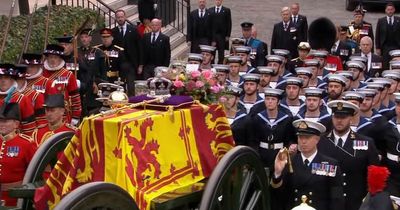 Sailors are pulling the Queen's coffin rather than horses due to weather tradition