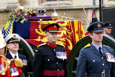 Funeral wreath includes flowers from Buckingham Palace and Highgrove