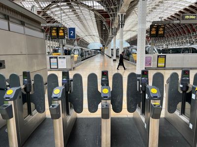 Disruption for tens of thousands of passengers as Paddington rail station closes on day of Queen’s funeral