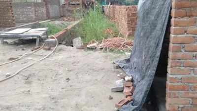 My Neighbourhood Matters – ? Sector 99 roads not cleaned for a month, overflowing drains create breeding ground for diseases