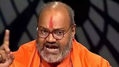 Uttar Pradesh: Yati Narsinghanand, 2 others booked for inflammatory statements