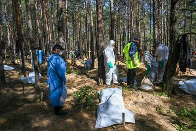 Mass burial site in Ukraine's Izyum: what we know