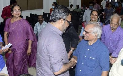 Attempts being made by those in power to attack critical thinking, says Minister