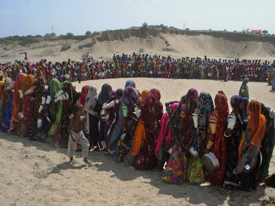 Climate change likely helped cause deadly Pakistan floods, scientists find