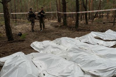 Russia-Ukraine war updates: Putin met Xi, mass graves found in Izium (Sept. 19)