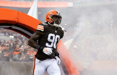 Browns’ Jadeveon Clowney, Chase Winovich won’t play vs. Steelers in Week 3