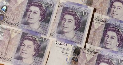 Bank Of England's warning to anyone with £20 paper notes featuring the Queen