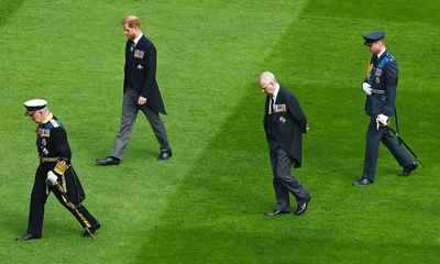 No eye contact, no warmth: William and Harry keep apart at Queen’s funeral