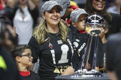 Becky Hammon deserves all of the flowers after winning the WNBA title in her first season as a head coach