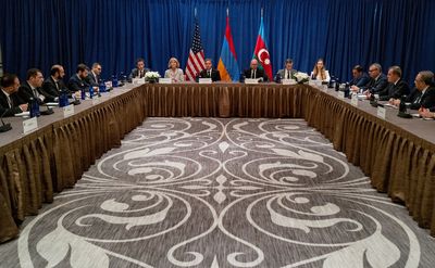 Blinken hosts Armenian, Azeri foreign ministers, urges return to peace talks