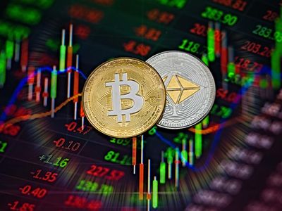 Bitcoin, Ethereum, Dogecoin Rise: Analyst Sees This Week's Fed Meeting As 'Ripping Band-Aid Off' Moment For Apex Crypto