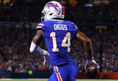 Josh Allen, Stefon Diggs combine for second touchdown pass