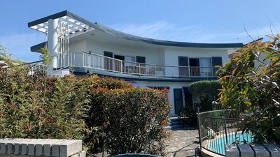 Calls to preserve Gold Coast's architectural gems, but some saved only by artist's brush