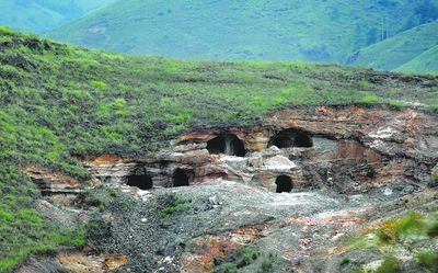 Three die in illegal rat-hole coalmine in Assam