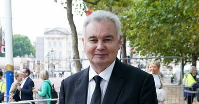 Eamonn Holmes sparks concern with chronic pain post after presenting at Queen's funeral