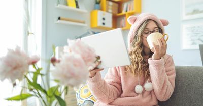 Irish café bans people wearing pyjamas but not everyone agrees with their decision