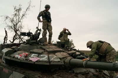 Captured Russian tanks used by Ukraine to push into occupied territories in Luhansk