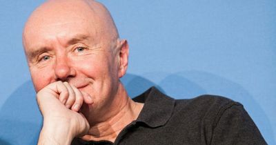 Edinburgh Trainspotting author Irvine Welsh sorry over 'crass and careless' Queen tweet