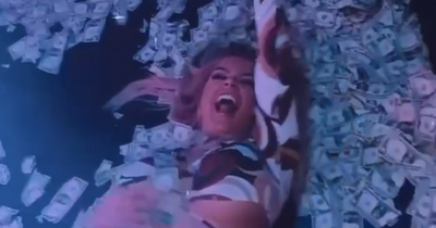 EuroMillions winner Jane Park rolling in cash during glamorous Dubai getaway